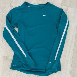 Ladies Nike Workout Long Sleeve